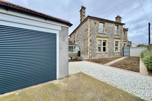 External & Garage- click for photo gallery